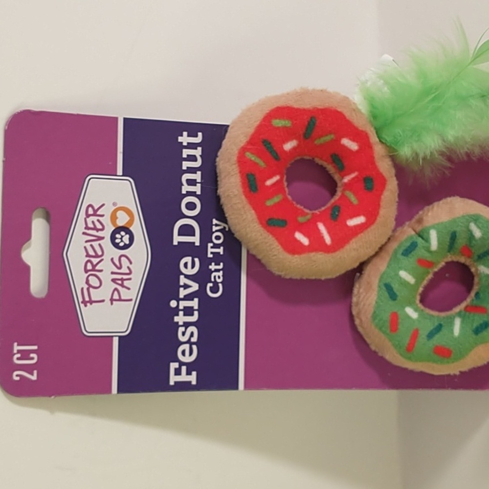 Forever Pals Cat Toys Festive Donut and Furry Mice - Picture 5 of 7